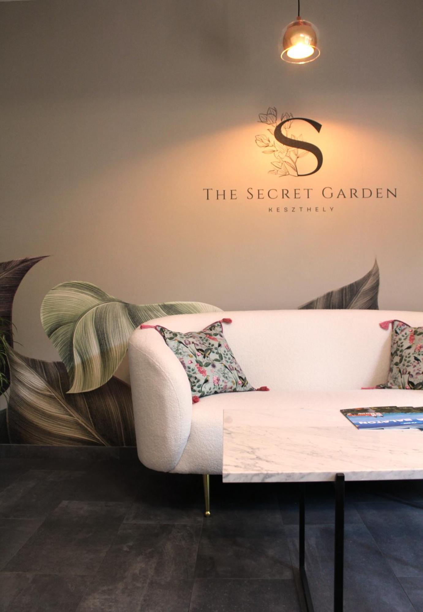 Bed and Breakfast The Secret Garden - Keszthely Exterior foto