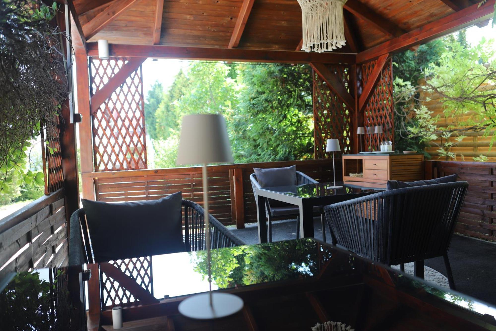 Bed and Breakfast The Secret Garden - Keszthely Exterior foto